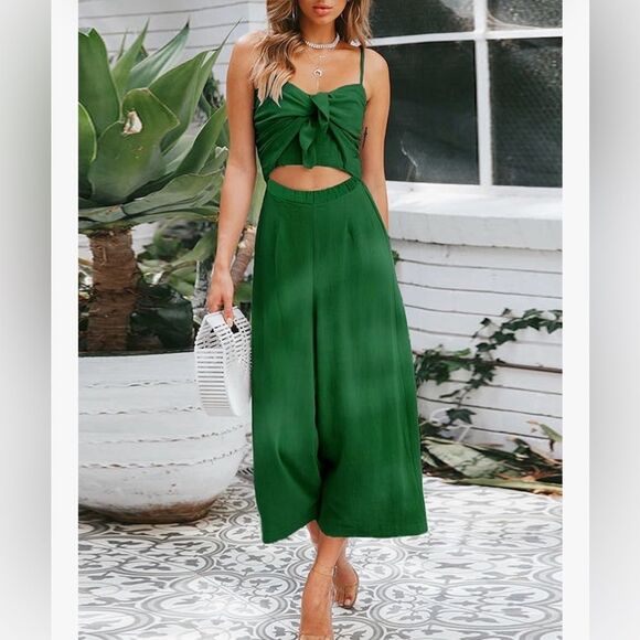 💚 Green Cutout Tie-Front Jumpsuit – Size Small (NWT) - Picture 2 of 8